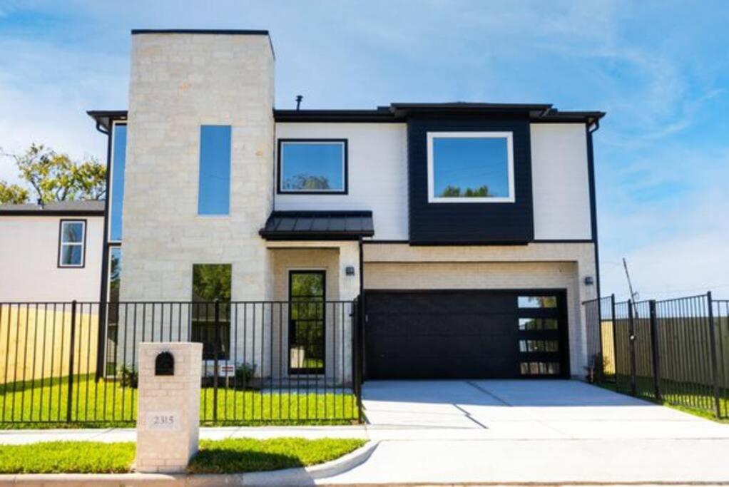 Cute Cozy House Close To Major Sporting Events And Restaurants Houston Buitenkant foto